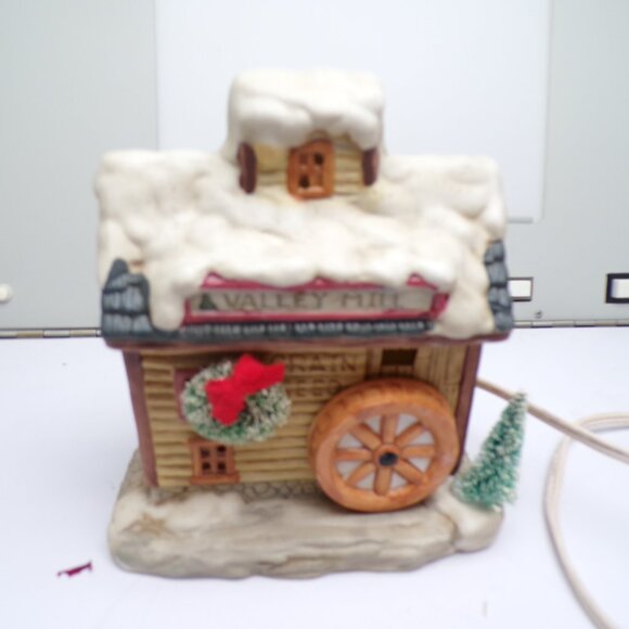 1990 Christmas Valley Porcelain Building Valley Mill - Picture 2 of 9